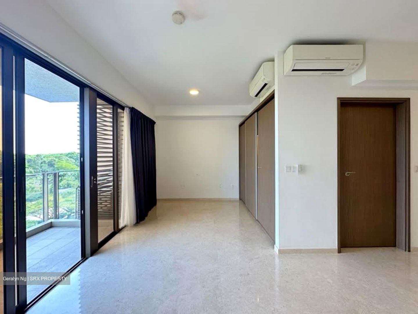 Seaside Residences (D15), Apartment #562760271